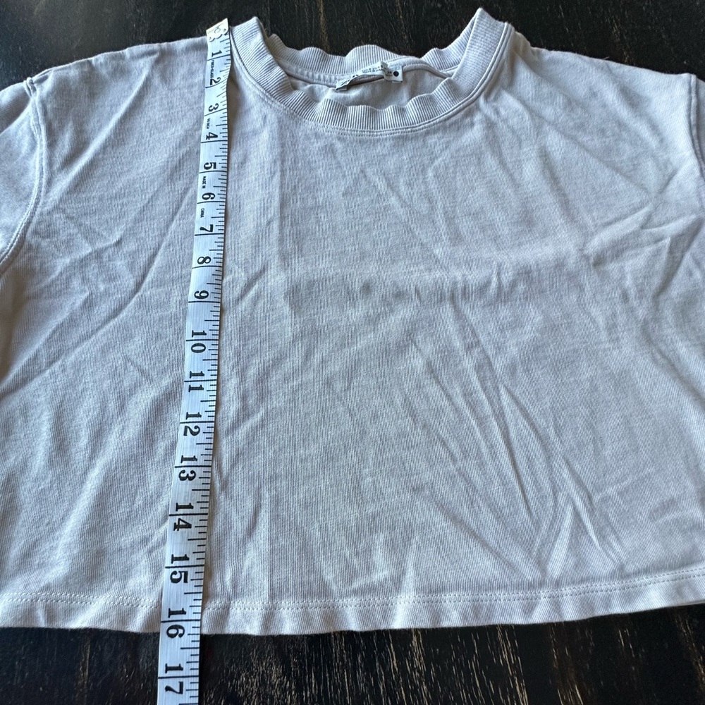 ZARA tan/cream cropped T-shirt. Size Small. - Picture 4 of 7